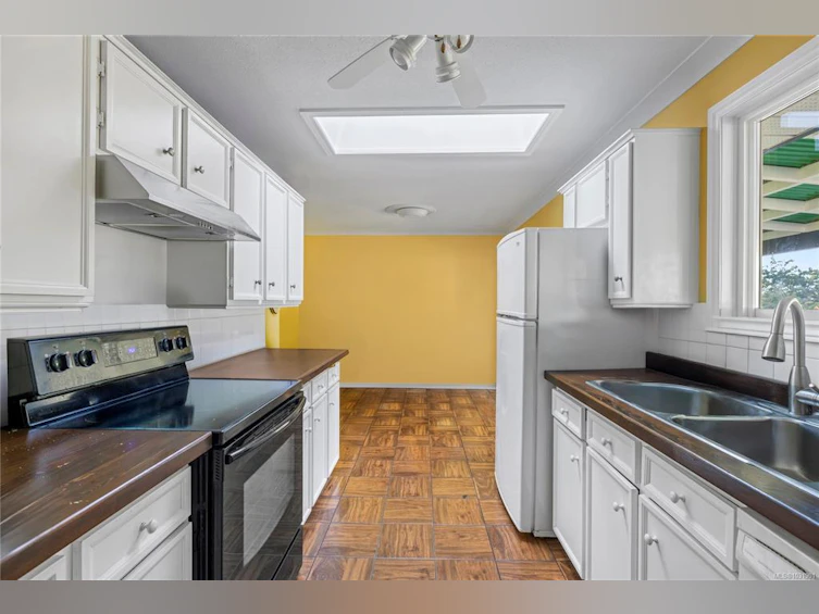 6534 Southampton Road, Nanaimo, BC, V9V 1A5 - 7