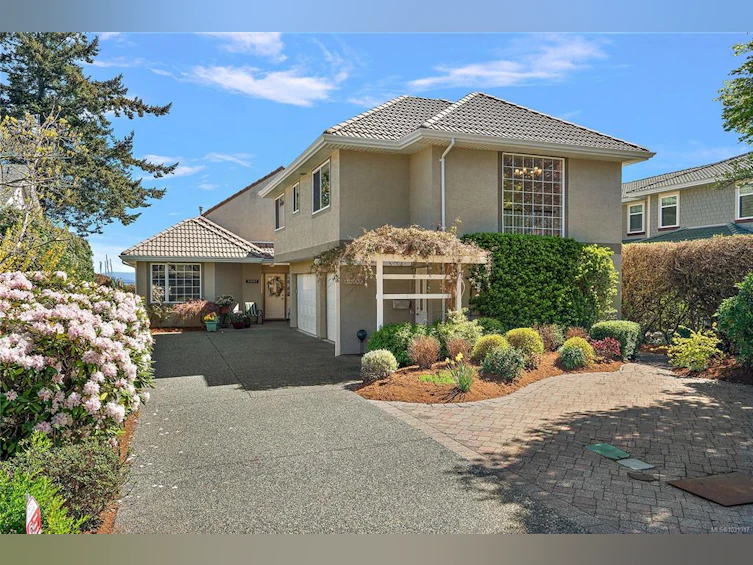 10007 Third Street, Sidney, BC, V8L 3B1 - 5