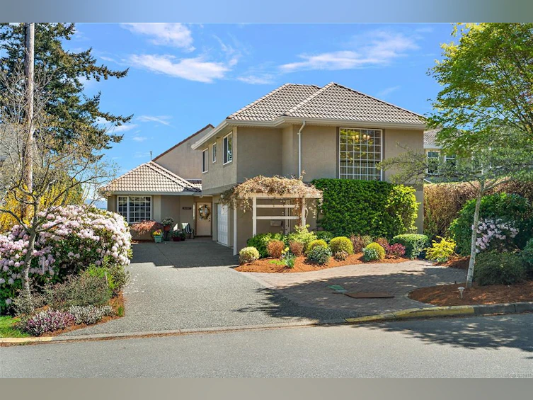 10007 Third Street, Sidney, BC, V8L 3B1 - 56