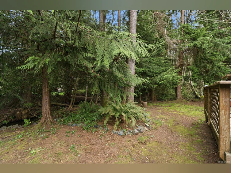 4758 Blue Heron Drive, Bowser/Deep Bay, BC, V0R 1G0 - 27