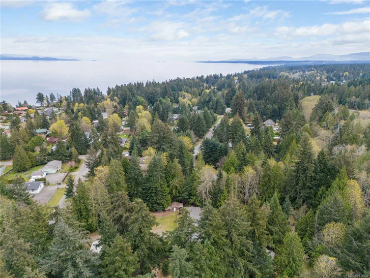 4758 Blue Heron Drive, Bowser/Deep Bay, BC, V0R 1G0 - 52