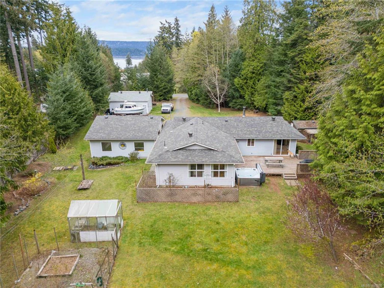 4758 Blue Heron Drive, Bowser/Deep Bay, BC, V0R 1G0 - 47