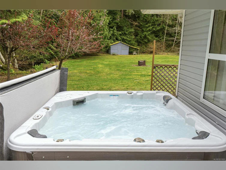 4758 Blue Heron Drive, Bowser/Deep Bay, BC, V0R 1G0 - 44
