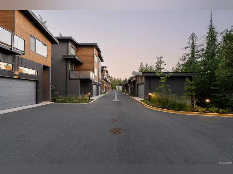 20-3921 Olympian Way, Colwood, BC, V9C 0T1 - 30