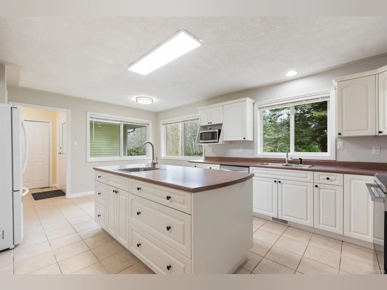 3815 Roy Creek Road, Courtenay, BC, V0R 2V0 - 9
