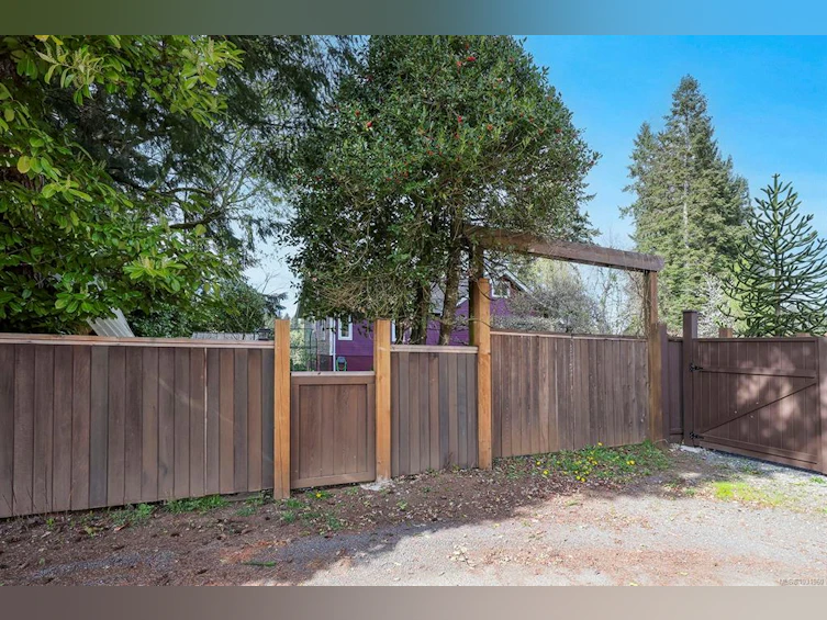 325 Harmston Avenue, Courtenay, BC, V9N 2X1 - 59