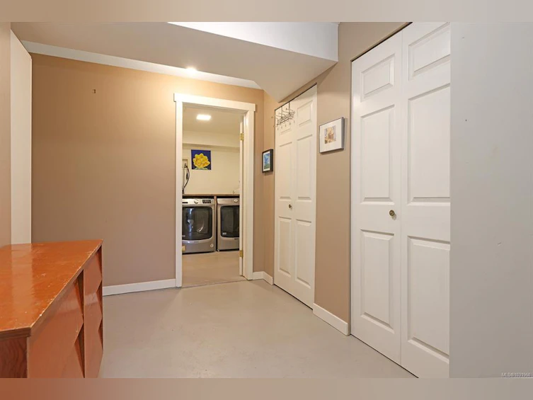 325 Harmston Avenue, Courtenay, BC, V9N 2X1 - 33
