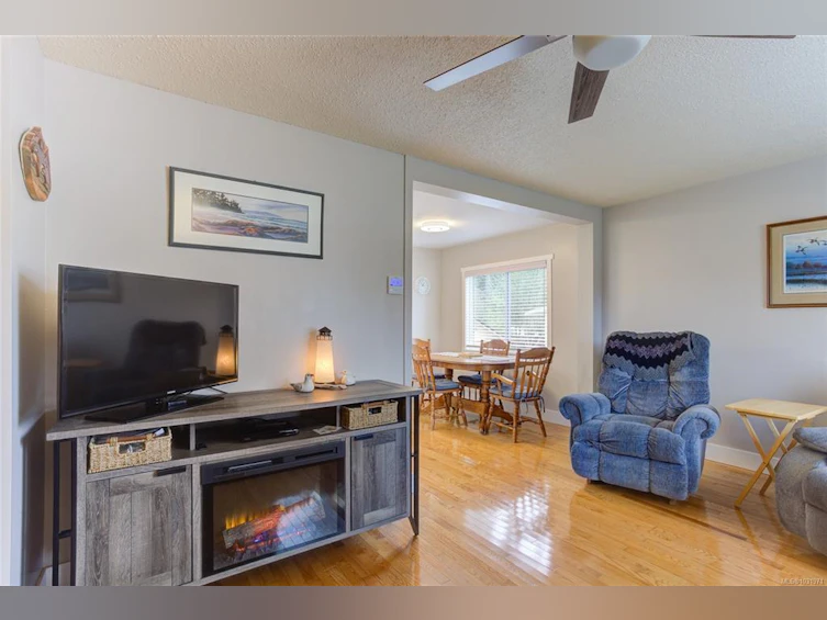 81 Larch Street, Lake Cowichan, BC, V0R 2G0 - 5