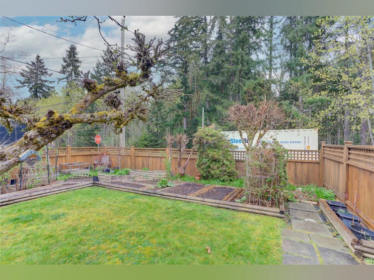 81 Larch Street, Lake Cowichan, BC, V0R 2G0 - 42