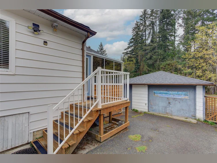 81 Larch Street, Lake Cowichan, BC, V0R 2G0 - 47