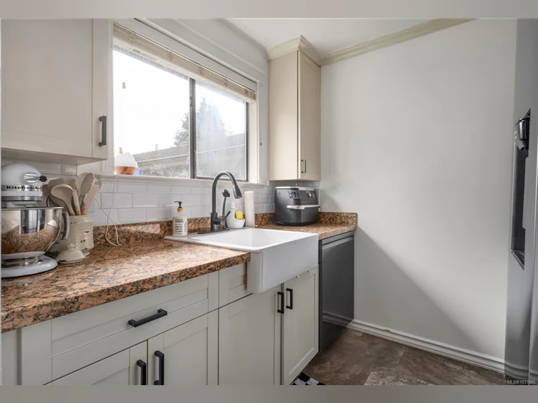 41-25 Pryde Avenue, Nanaimo, BC, V9S 1M9 - 6