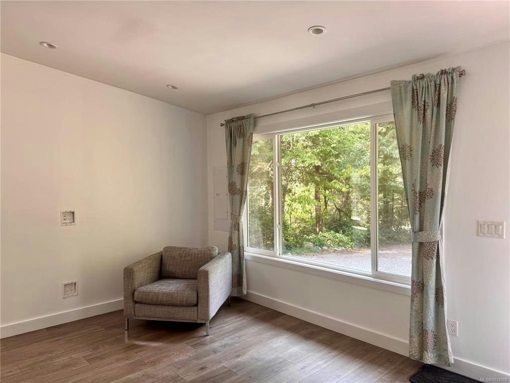 840 Mary Road - 5