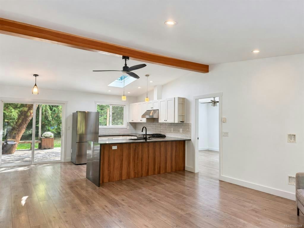 840 Mary Road - 4