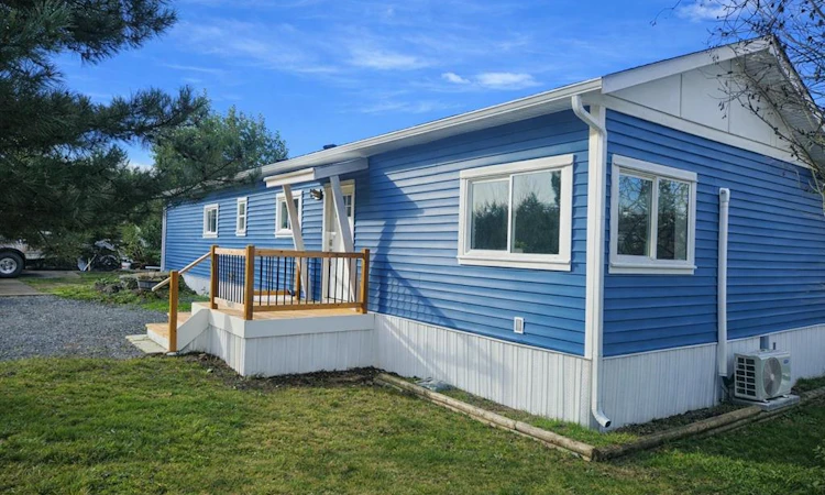 22-1572 Seabird Road