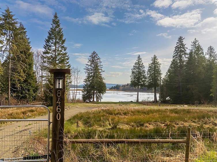 8460 Penny Lane, Fanny Bay, BC, V0R 1W0 - 21