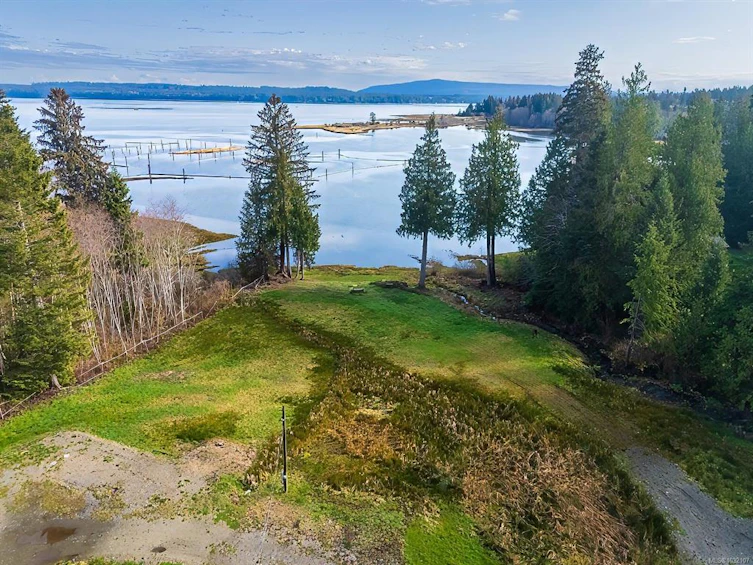 8460 Penny Lane, Fanny Bay, BC, V0R 1W0 - 15