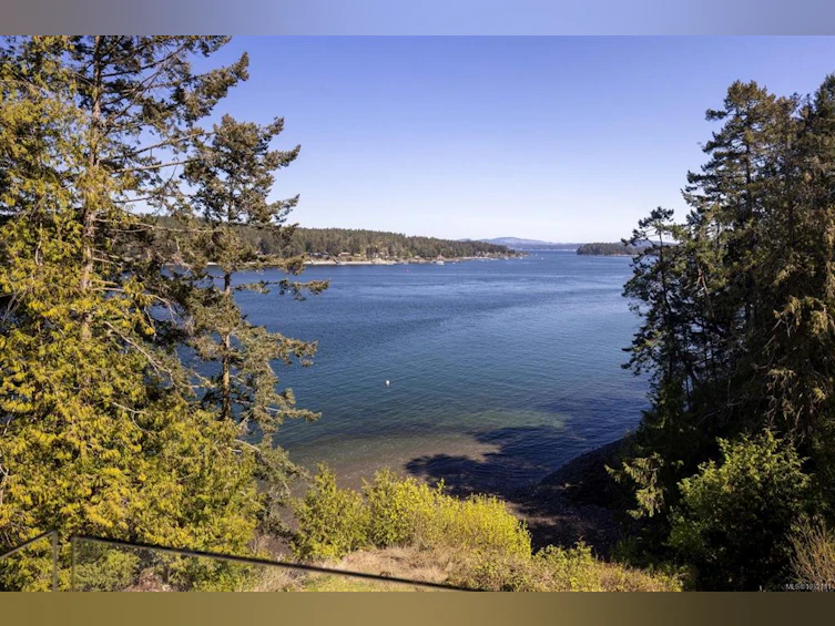 1677 Lands End Road, North Saanich, BC, V8L 5L5 - 41