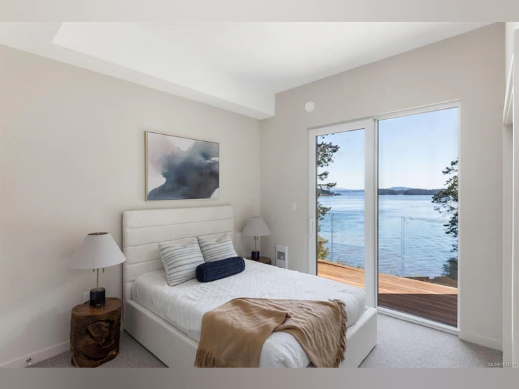 1677 Lands End Road, North Saanich, BC, V8L 5L5 - 35