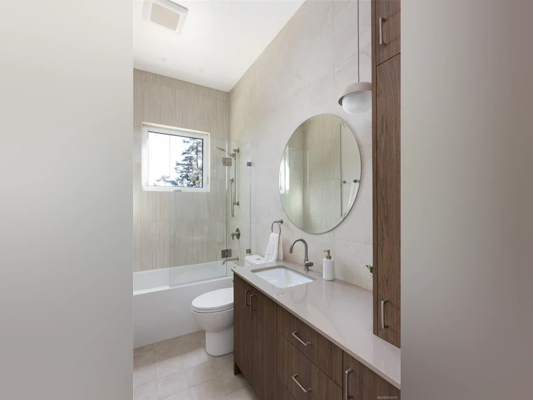 1677 Lands End Road, North Saanich, BC, V8L 5L5 - 32