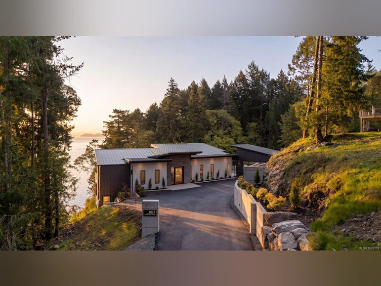 1677 Lands End Road, North Saanich, BC, V8L 5L5 - 42