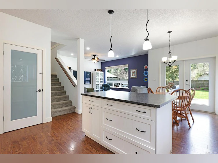 1555B Willemar Avenue, Courtenay, BC, V9N 3M2 - 11