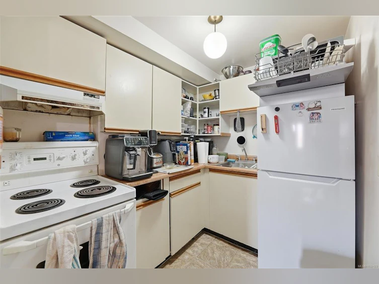 1913 Duchess Street, Victoria, BC, V8R 4W2 - 19