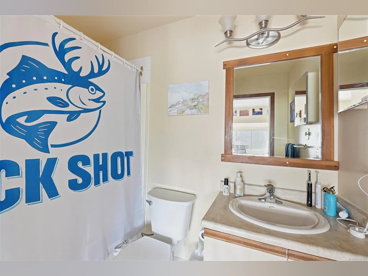 1913 Duchess Street, Victoria, BC, V8R 4W2 - 14
