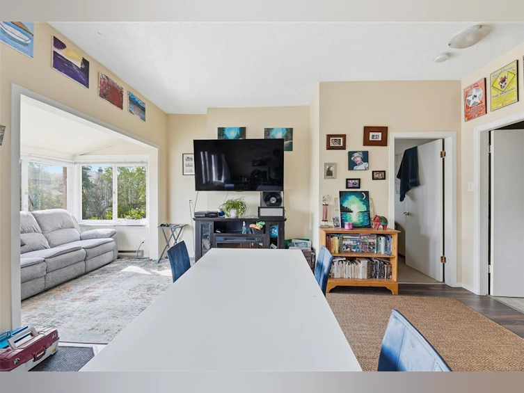 1913 Duchess Street, Victoria, BC, V8R 4W2 - 12