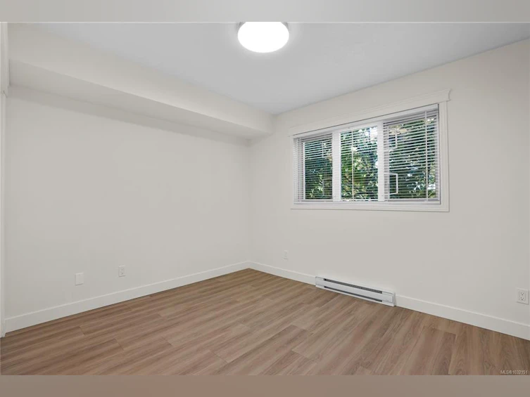 103-951 Topaz Avenue, Victoria, BC, V8T 2M2 - 14