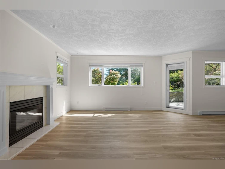 103-951 Topaz Avenue, Victoria, BC, V8T 2M2 - 6