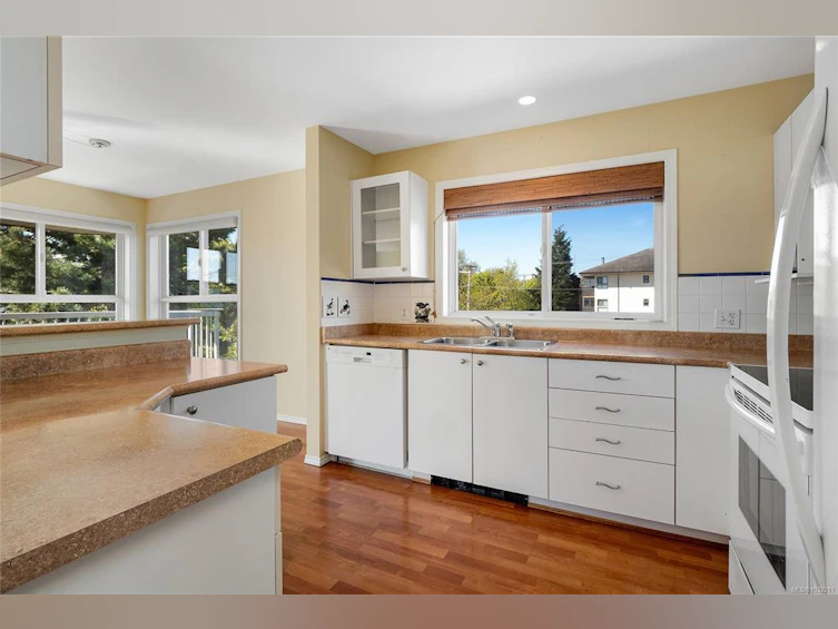 401-445 Cook Street, Victoria, BC, V8V 3Y2 - 9