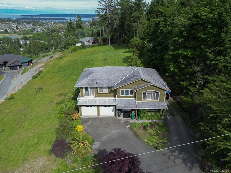 256 King Road, Nanaimo, BC, V9R 6H9