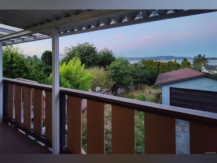 18 S Gillespie Street, Nanaimo, BC, V9R 4Y3 - 16