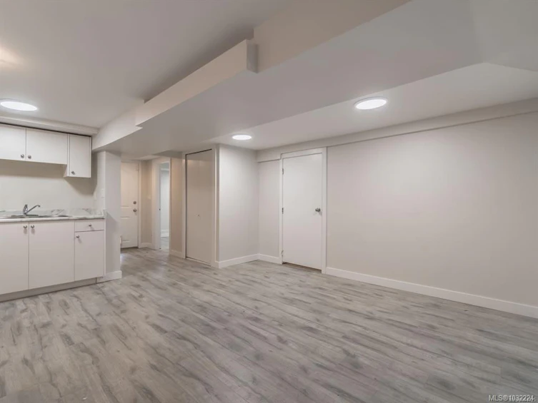 18 S Gillespie Street, Nanaimo, BC, V9R 4Y3 - 20
