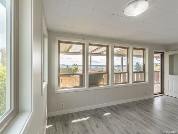 18 S Gillespie Street, Nanaimo, BC, V9R 4Y3 - 22