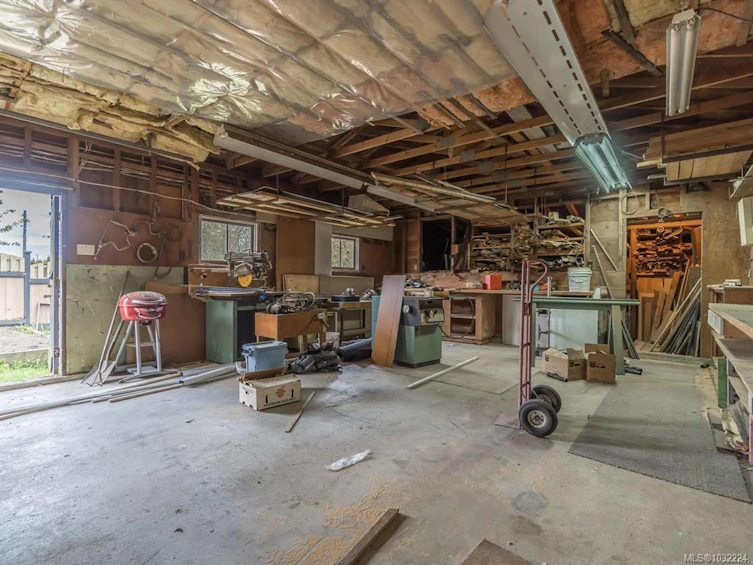 18 S Gillespie Street, Nanaimo, BC, V9R 4Y3 - 28