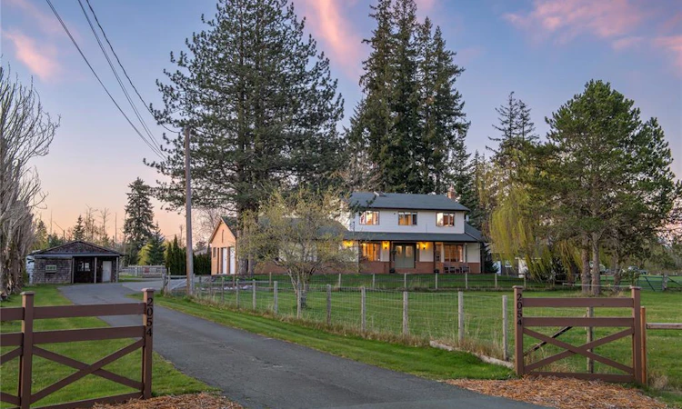 2054 Evergreen Road