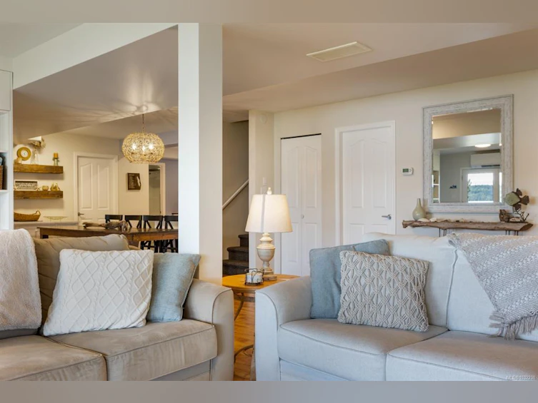 6800 Buckley Bay Frontage Road, Union Bay, BC, V0R 1W0 - 63