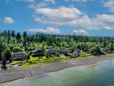 6800 Buckley Bay Frontage Road - 3