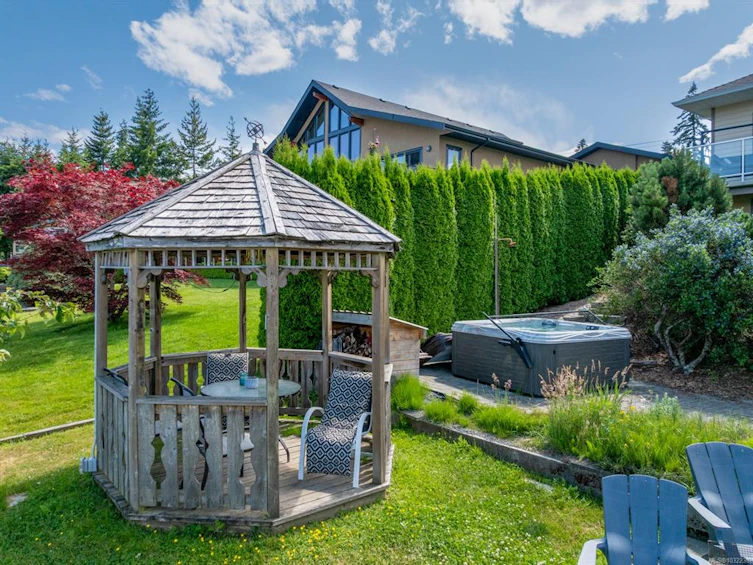 6800 Buckley Bay Frontage Road, Union Bay, BC, V0R 1W0 - 31