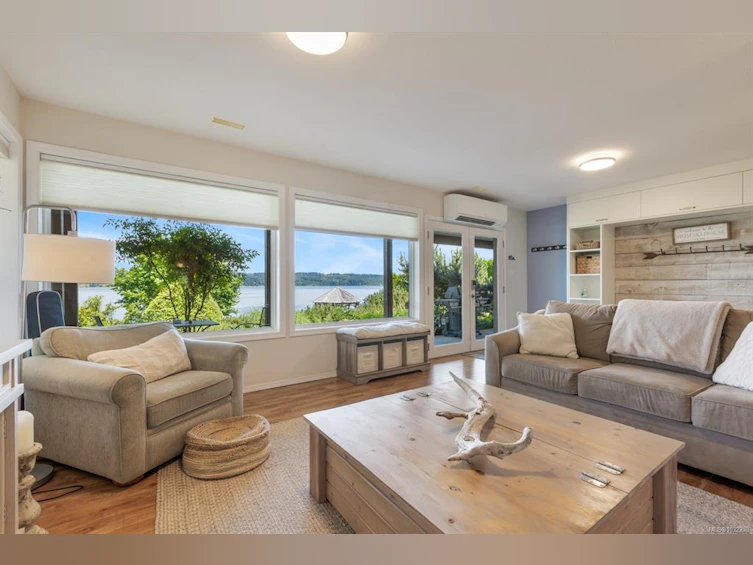 6800 Buckley Bay Frontage Road, Union Bay, BC, V0R 1W0 - 59