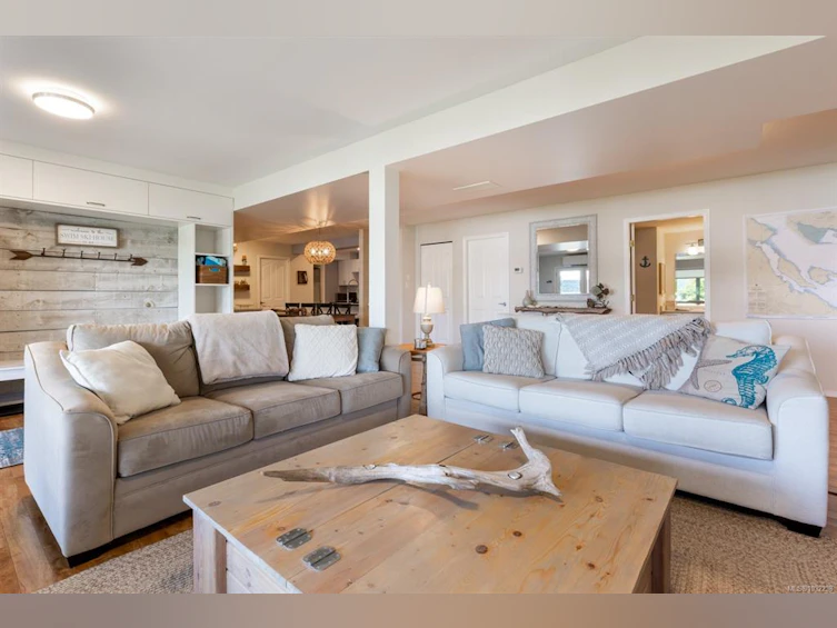 6800 Buckley Bay Frontage Road, Union Bay, BC, V0R 1W0 - 62