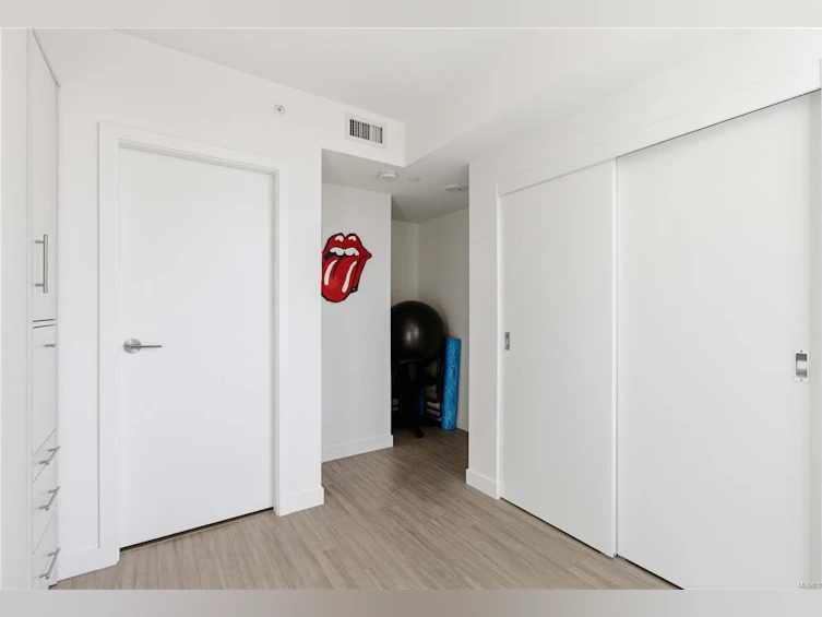 1001-848 Yates Street, Victoria, BC, V8W 0G2 - 22