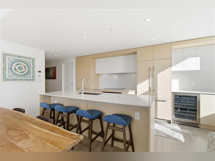 1001-848 Yates Street, Victoria, BC, V8W 0G2 - 7