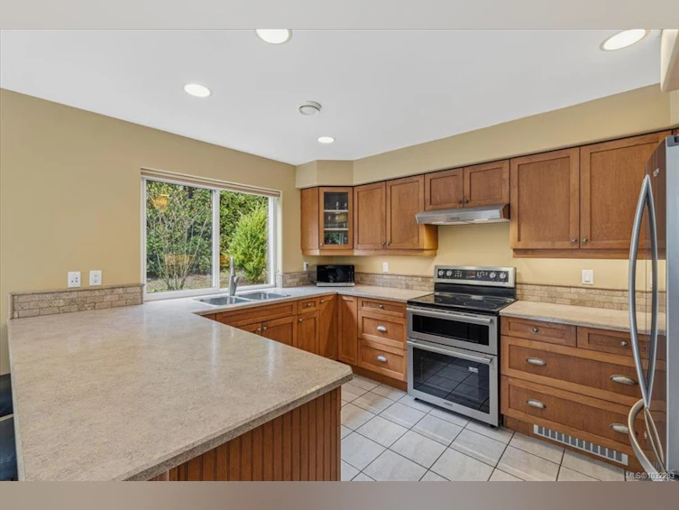 2416 Nanoose Road, Nanoose, BC, V9P 9E6 - 3