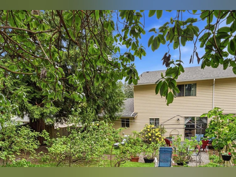 2631 Labieux Road, Nanaimo, BC, V9T 3N3 - 43