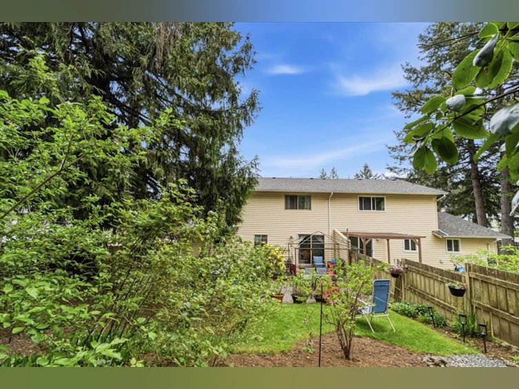2631 Labieux Road, Nanaimo, BC, V9T 3N3 - 48