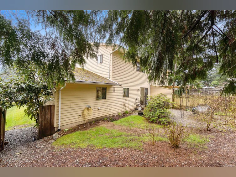 2631 Labieux Road, Nanaimo, BC, V9T 3N3 - 33