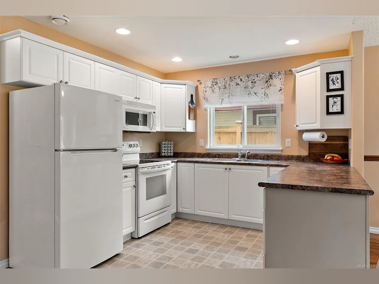 6669 Acreman Place, Sooke, BC, V9Z 0V9 - 12