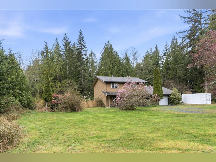 4080 Island Highway, Qualicum Beach, BC, V9K 2B1 - 12
